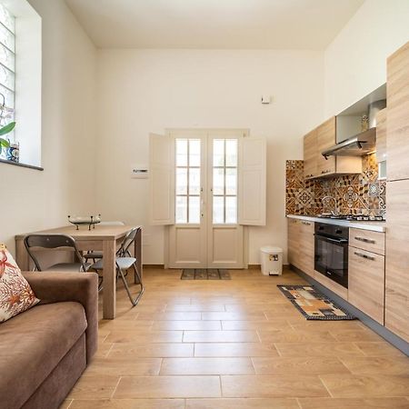 Le Casette Di Maria Pia Mondello Bagian luar foto