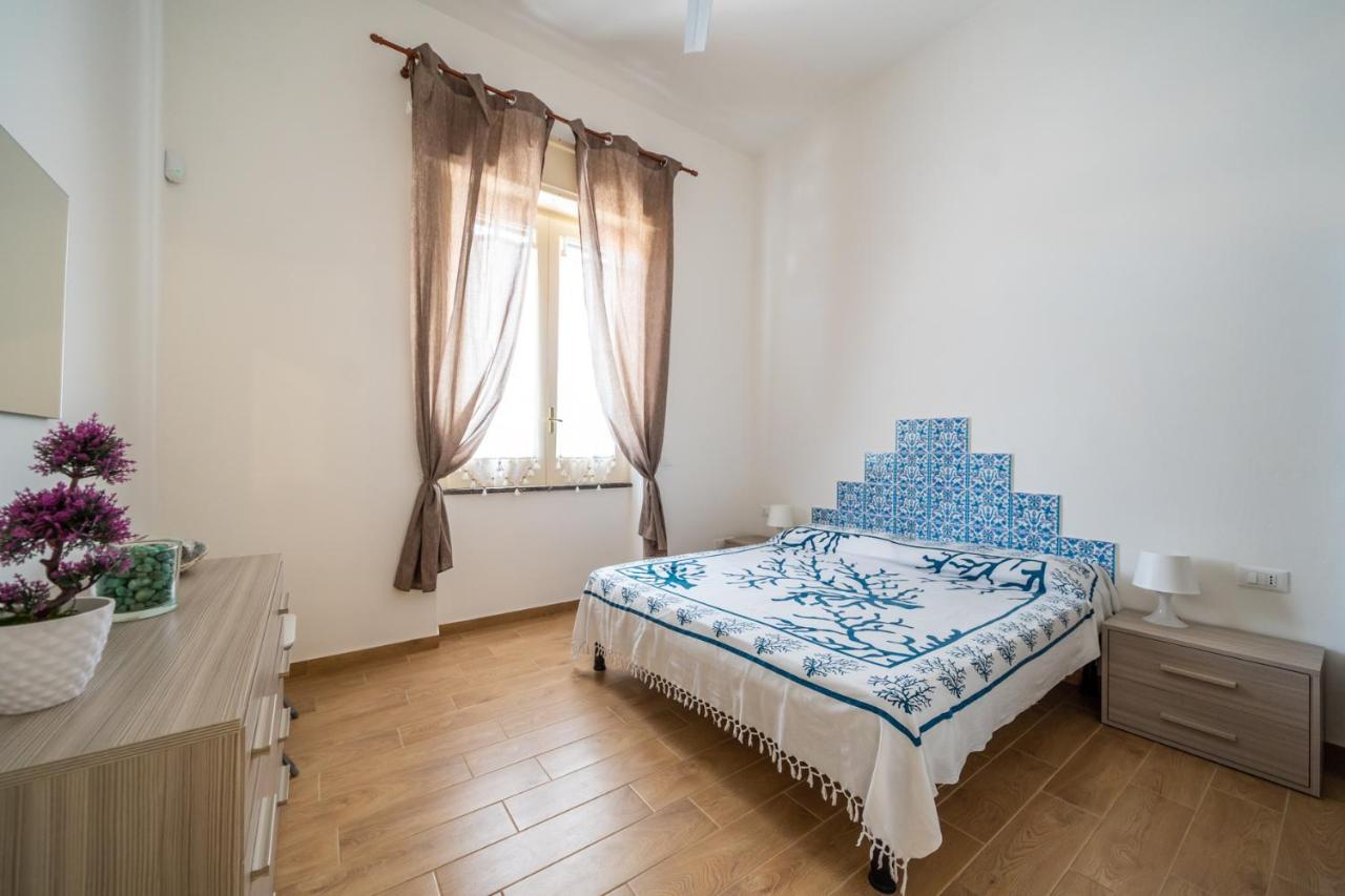 Le Casette Di Maria Pia Mondello Bagian luar foto